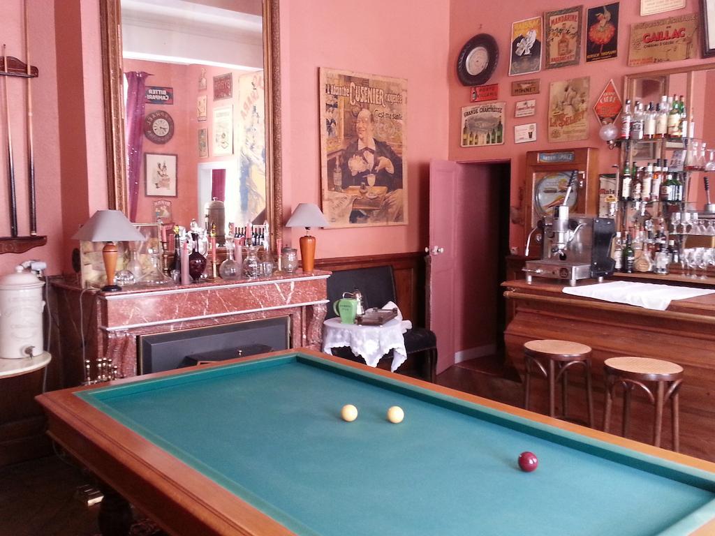 La Maison De L'Oenologue Poucharramet Phòng bức ảnh